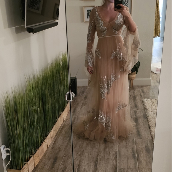 Sandra Mansour Exclusive Aurore wedding dress size 6 size 38 - Picture 6 of 10